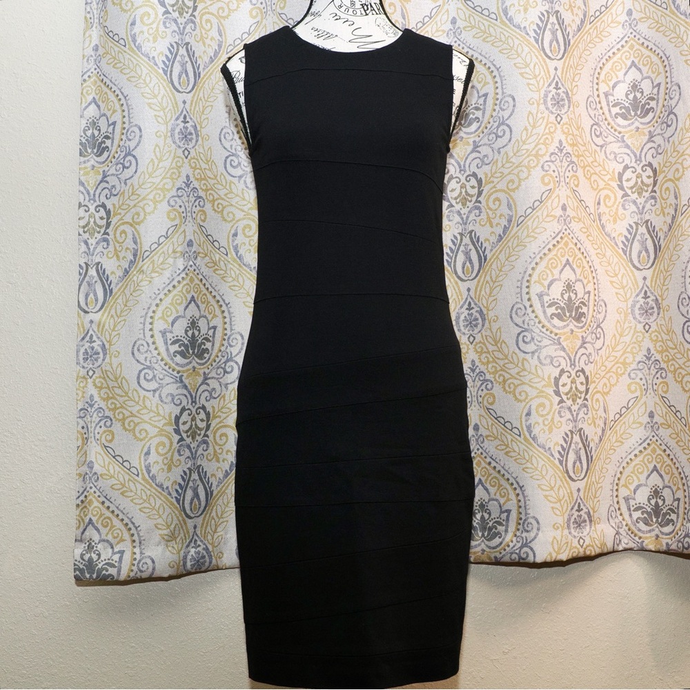Esprit Viscose Black Sleeveless Dress - Size 4
